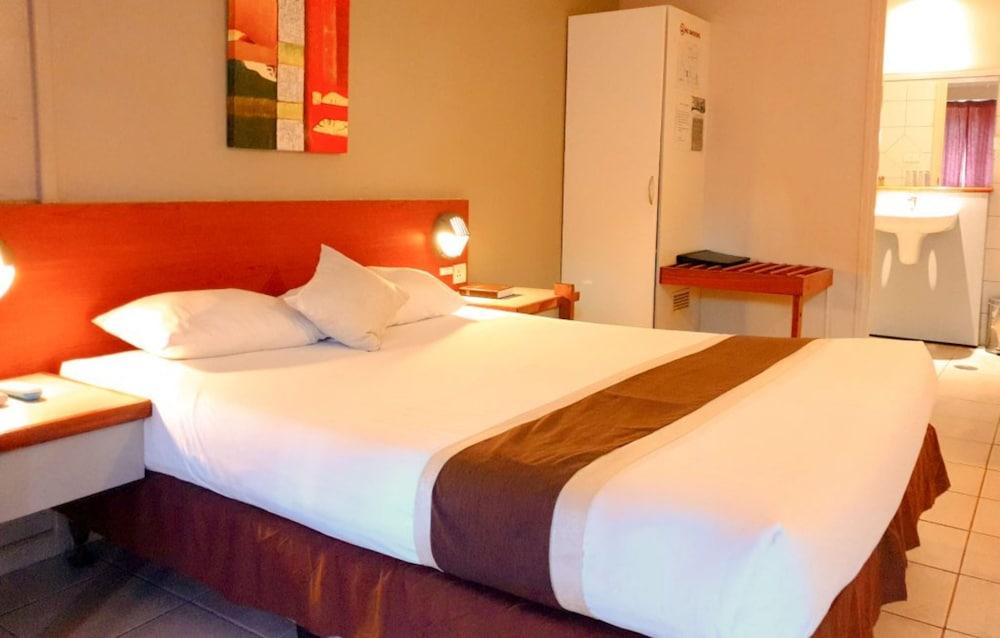 Peninsula International Hotel Suva Fiji Екстер'єр фото